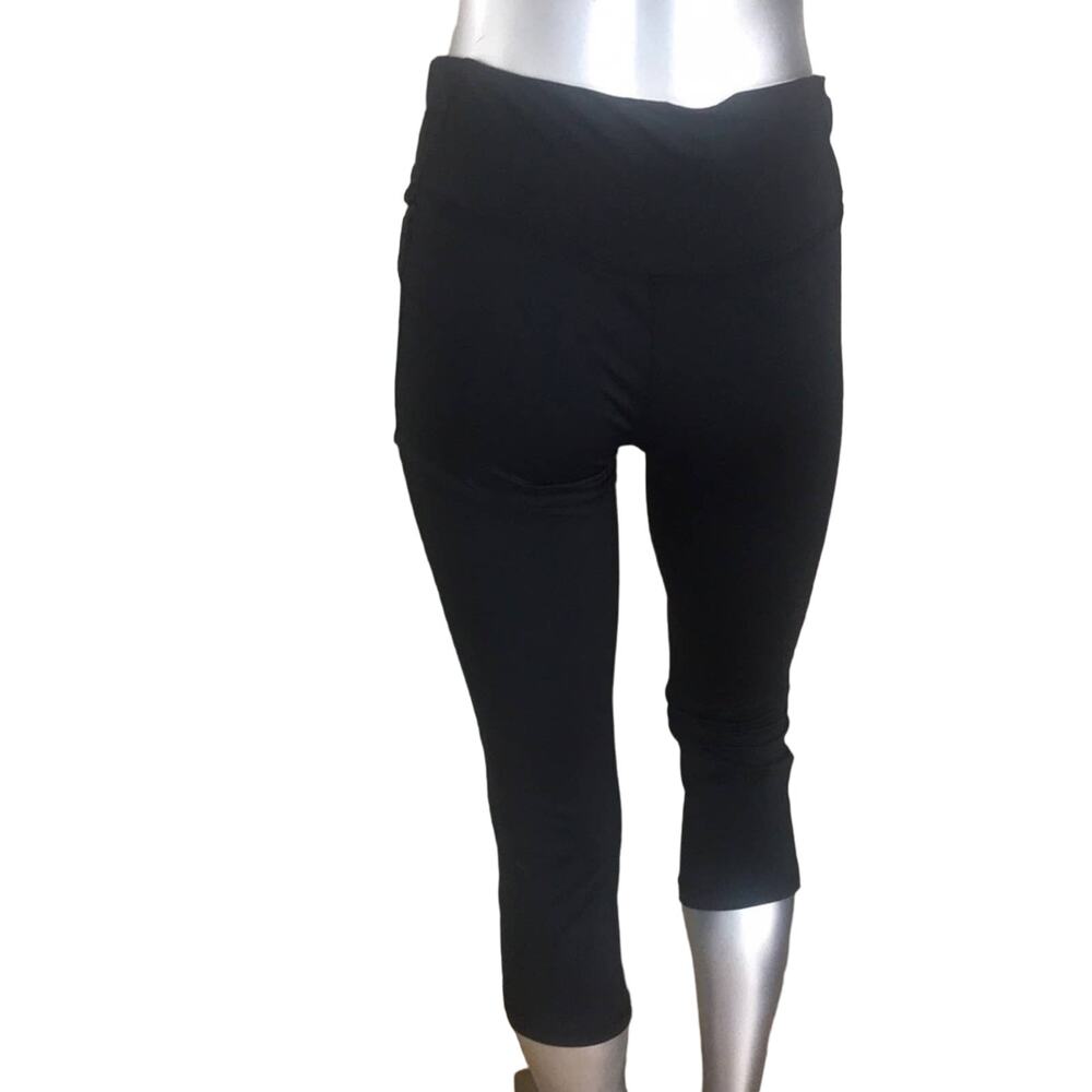 Umbro Cropped Black Leggings Women's Size Medium